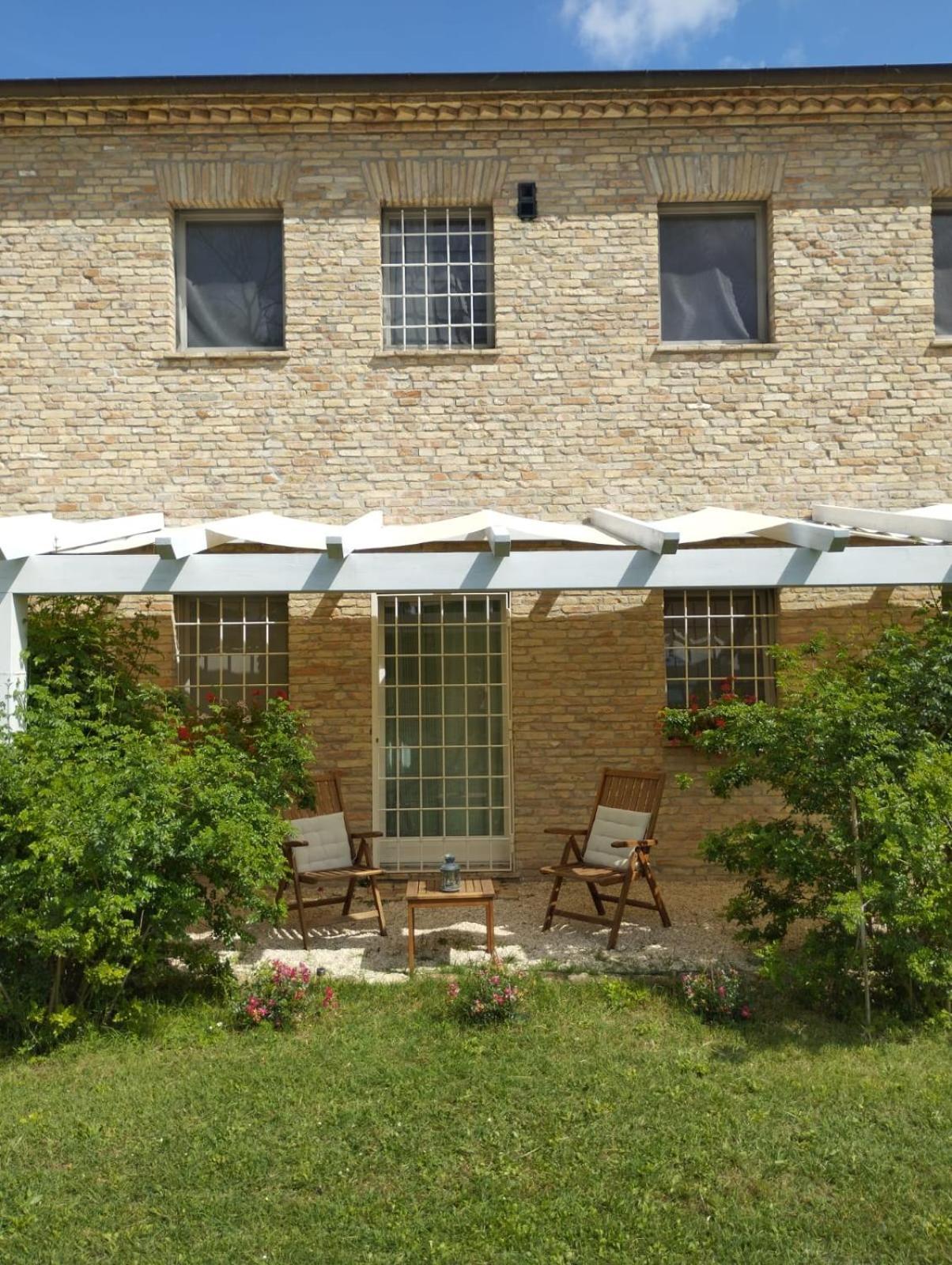 Il Giardino Nella Valle Belvedere Ostrense Oda fotoğraf
